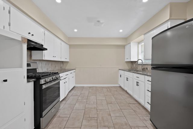8533 Blossom Lane, Dallas, TX 75227