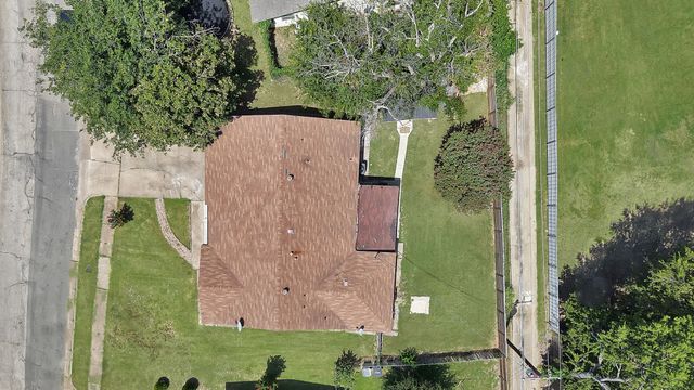 8533 Blossom Lane, Dallas, TX 75227