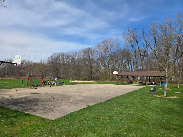 1412 Essex Drive, Chesterton, IN 46304