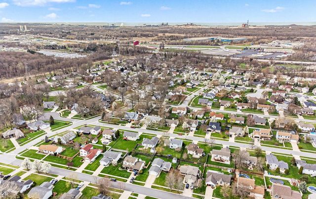 1412 Essex Drive, Chesterton, IN 46304