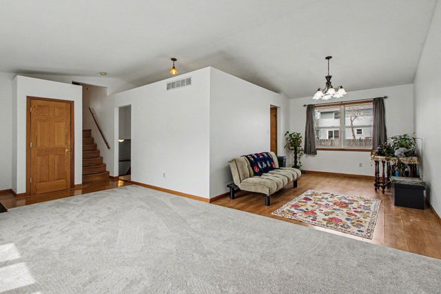 1412 Essex Drive, Chesterton, IN 46304
