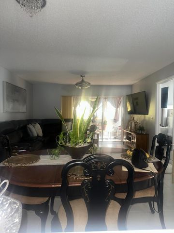 505 Holyoke Lane 505, Lake Worth Beach, FL 33461