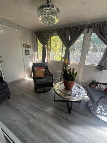 505 Holyoke Lane 505, Lake Worth Beach, FL 33461