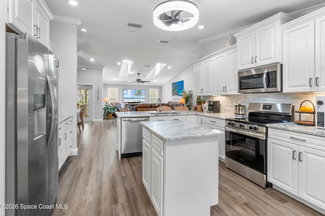 5870 39th Lane, Vero Beach, FL 32966