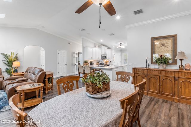 5870 39th Lane, Vero Beach, FL 32966