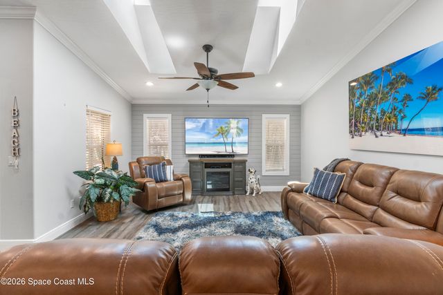 5870 39th Lane, Vero Beach, FL 32966