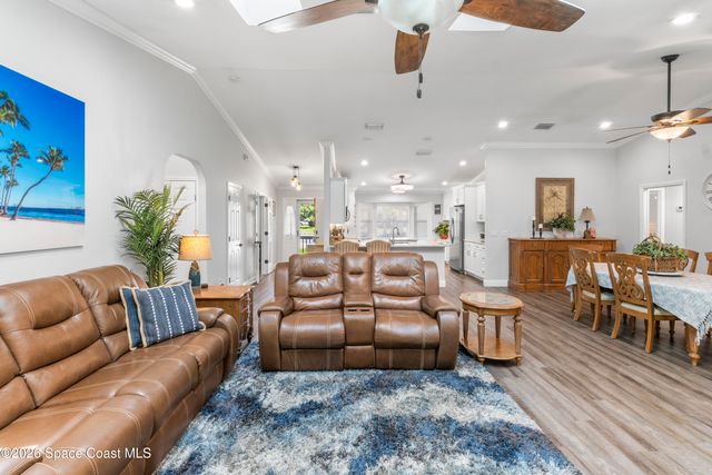 5870 39th Lane, Vero Beach, FL 32966