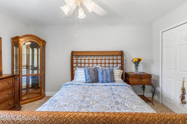 5870 39th Lane, Vero Beach, FL 32966