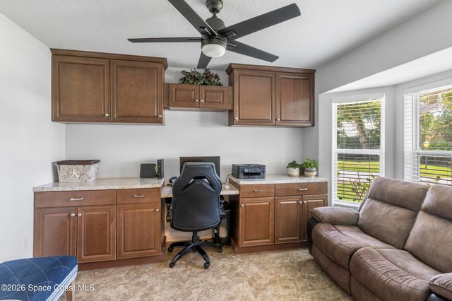 5870 39th Lane, Vero Beach, FL 32966