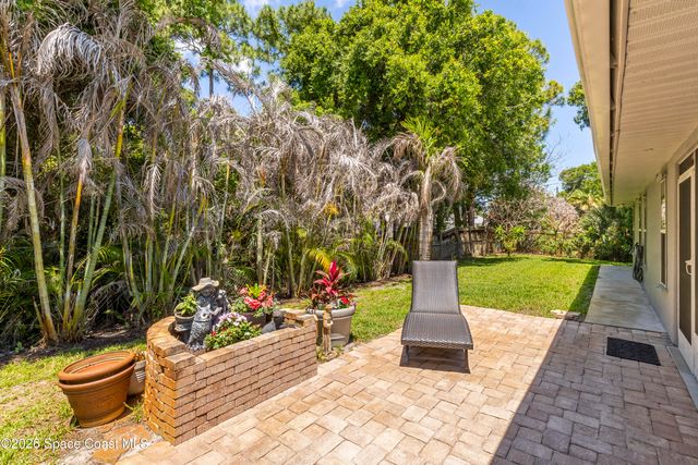 5870 39th Lane, Vero Beach, FL 32966