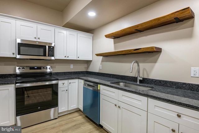 626 & 626R SPRUCE ST, Reading, PA 19602