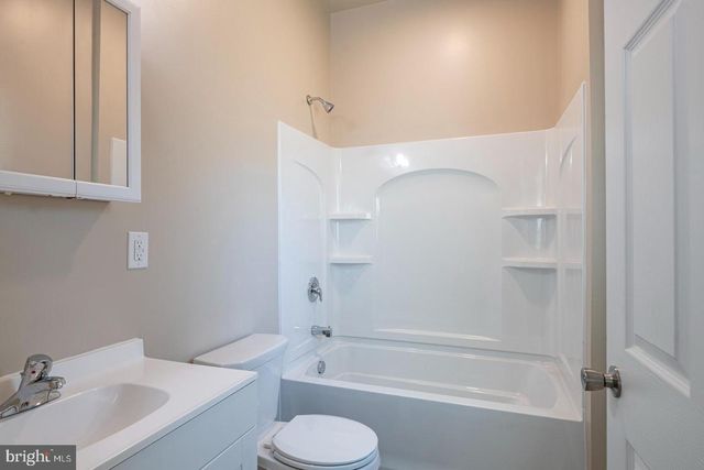 626 & 626R SPRUCE ST, Reading, PA 19602