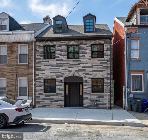 626 & 626R SPRUCE ST, Reading, PA 19602