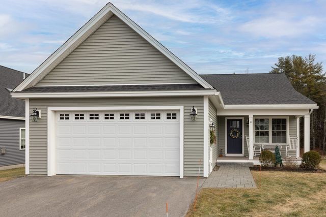 8 Mulberry Lane, Epping, NH 03042