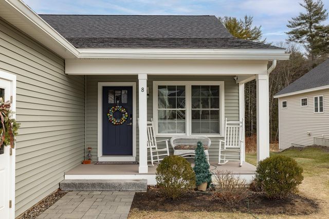 8 Mulberry Lane, Epping, NH 03042