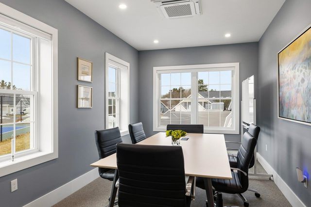 8 Mulberry Lane, Epping, NH 03042