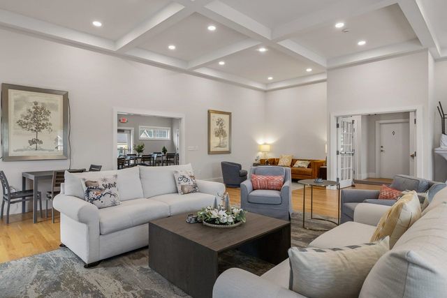 8 Mulberry Lane, Epping, NH 03042