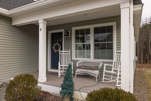 8 Mulberry Lane, Epping, NH 03042