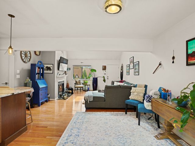 2437 Bedford Street C13, Stamford, CT 06905