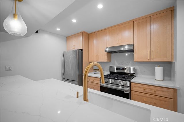 465 Ivy Street 305, Glendale, CA 91204