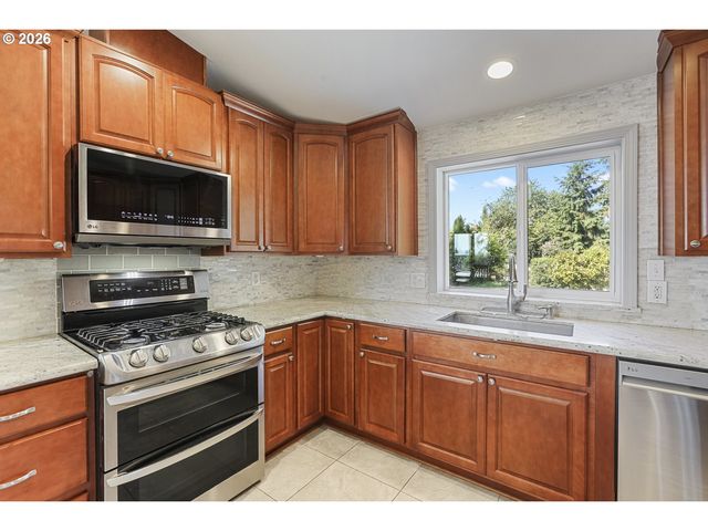 33411 BLAHA Rd, Warren, OR 97053