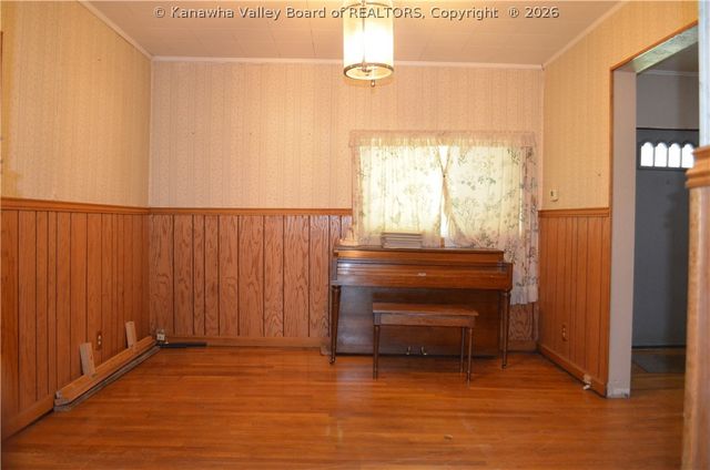 12158 Coal River Road, St Albans, WV 25177