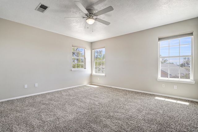 11 Apache Plume Road, Los Lunas, NM 87031
