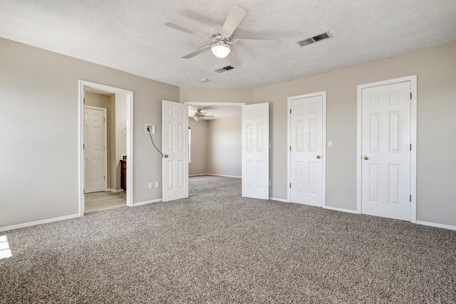 11 Apache Plume Road, Los Lunas, NM 87031