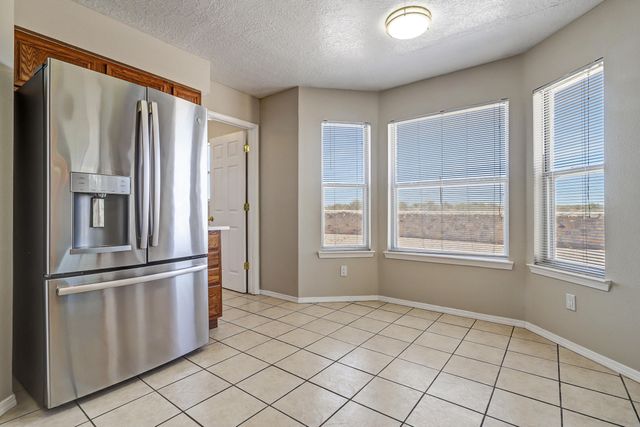 11 Apache Plume Road, Los Lunas, NM 87031