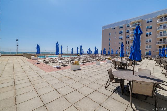 522 Shore Road 4W, Long Beach, NY 11561