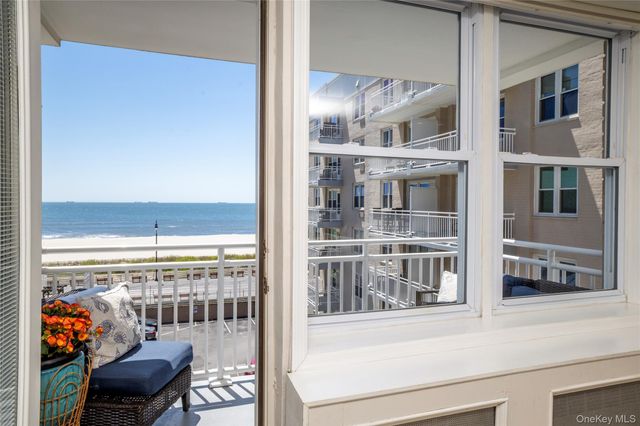 522 Shore Road 4W, Long Beach, NY 11561