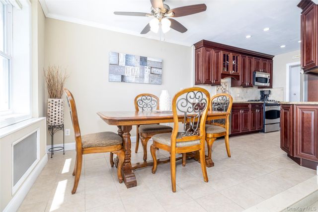 522 Shore Road 4W, Long Beach, NY 11561