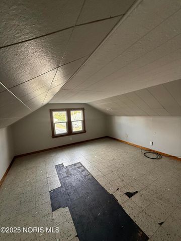 908 E Manhattan Boulevard, Toledo, OH 43608