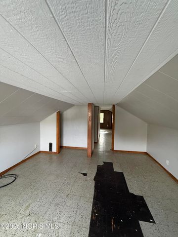 908 E Manhattan Boulevard, Toledo, OH 43608