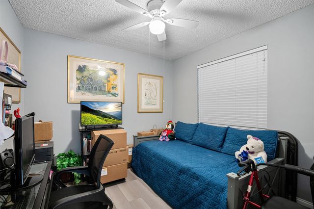 10402 Sunrise Lakes Blvd 104, Sunrise, FL 33322