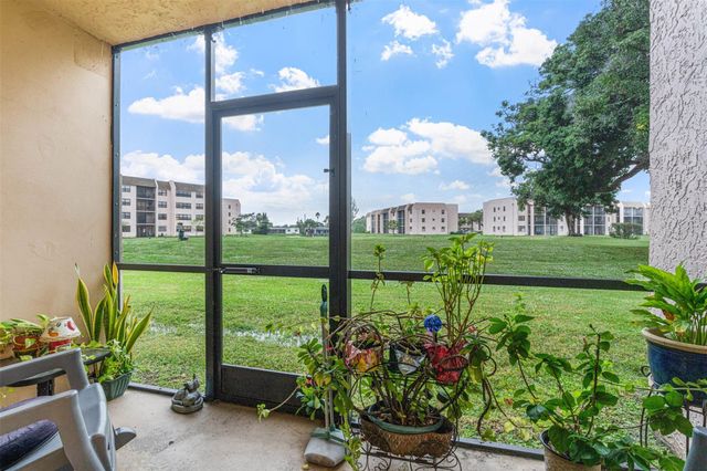 10402 Sunrise Lakes Blvd 104, Sunrise, FL 33322