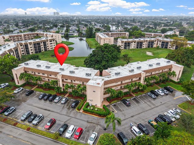 10402 Sunrise Lakes Blvd 104, Sunrise, FL 33322