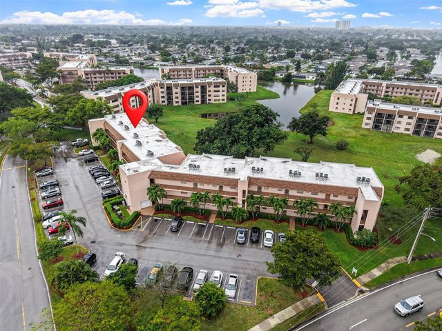 10402 Sunrise Lakes Blvd 104, Sunrise, FL 33322