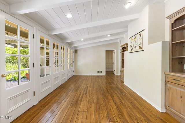 1265 El Mirador Drive, Pasadena, CA 91103
