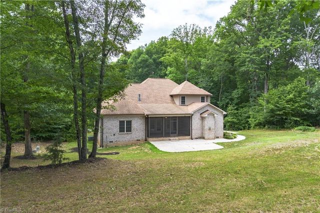 5414 Rambling Road, Greensboro, NC 27409