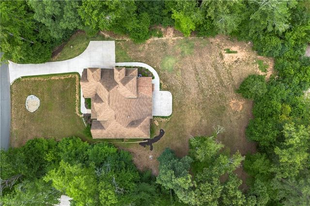 5414 Rambling Road, Greensboro, NC 27409