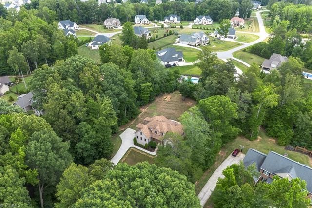 5414 Rambling Road, Greensboro, NC 27409
