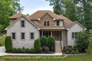 5414 Rambling Road, Greensboro, NC 27409