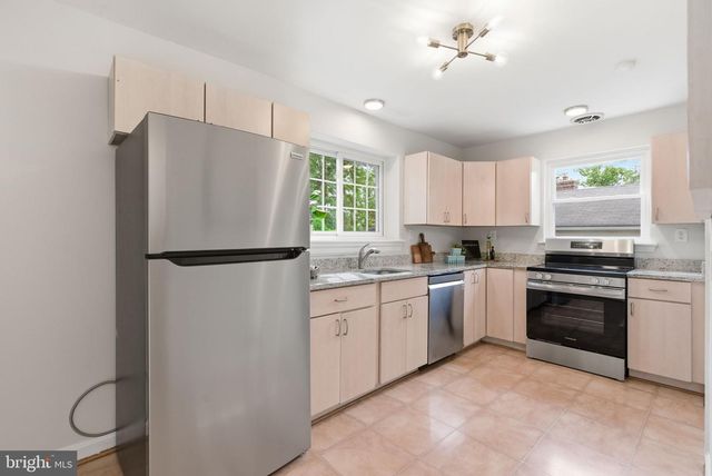 6116 MASSACHUSETTS AVE, Bethesda, MD 20816