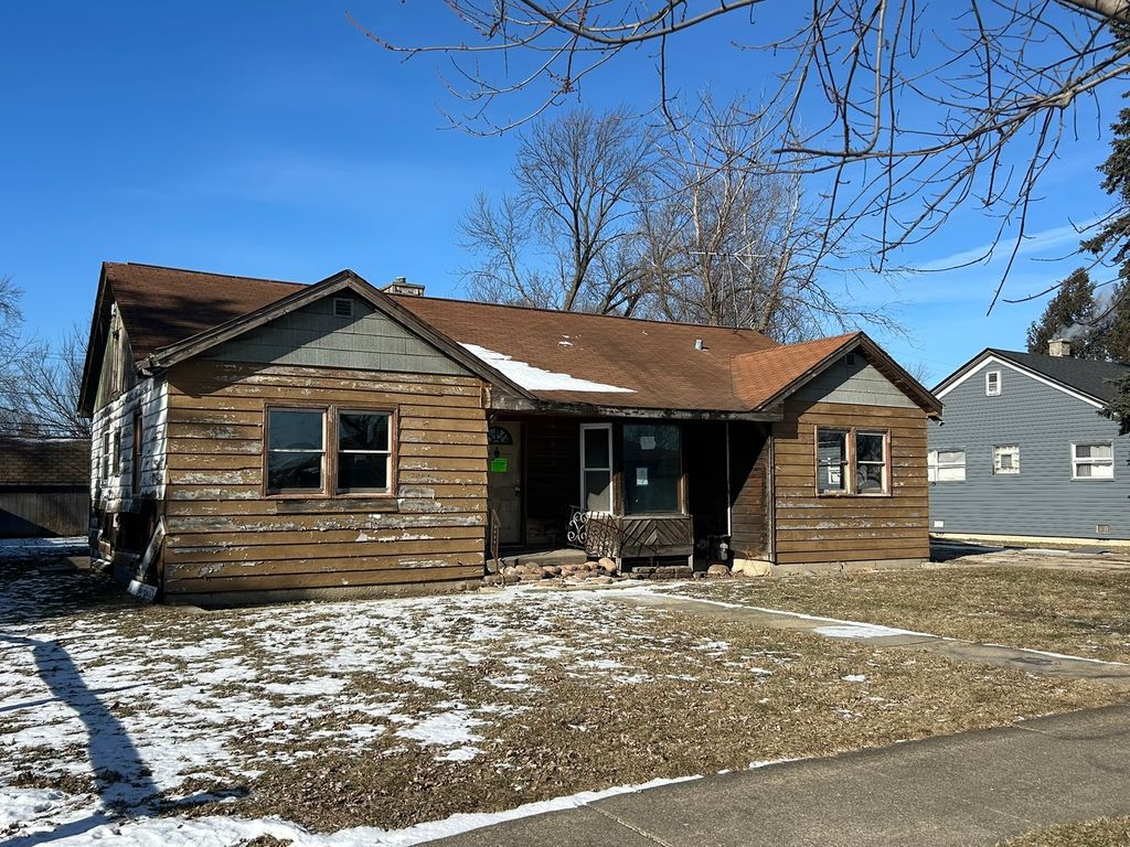 9606 S Natoma Avenue, Oak Lawn, IL 60453