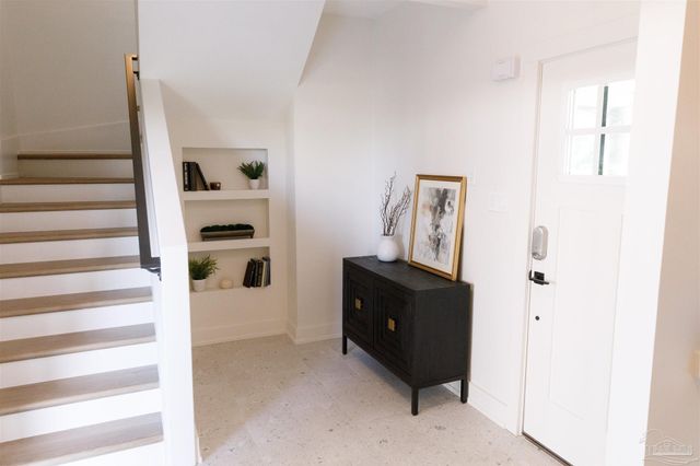 113 Bayshore Dr, Pensacola, FL 32507