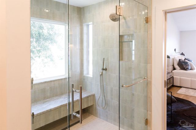 113 Bayshore Dr, Pensacola, FL 32507