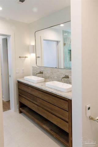 113 Bayshore Dr, Pensacola, FL 32507