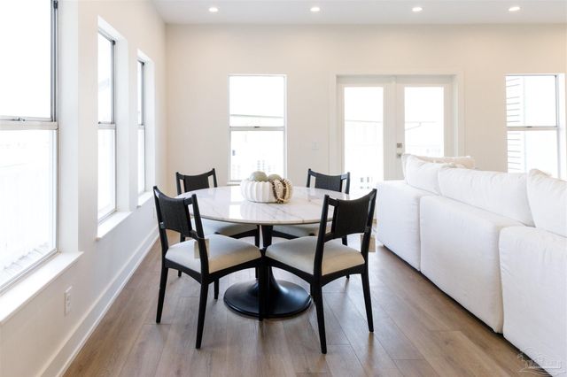 113 Bayshore Dr, Pensacola, FL 32507