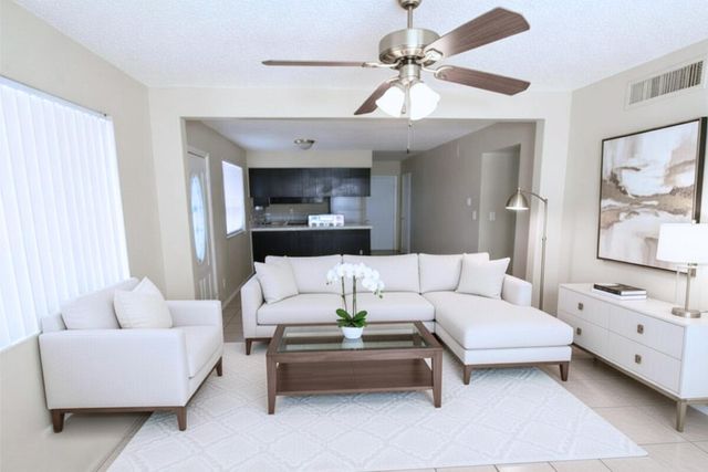 409 E Fairfield Street B, Mesa, AZ 85203